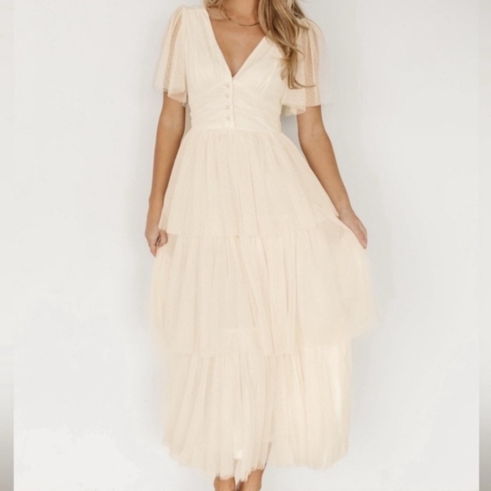 NWT 🤍 Baltic Born Starlet Tiered Maxi Dress Cream